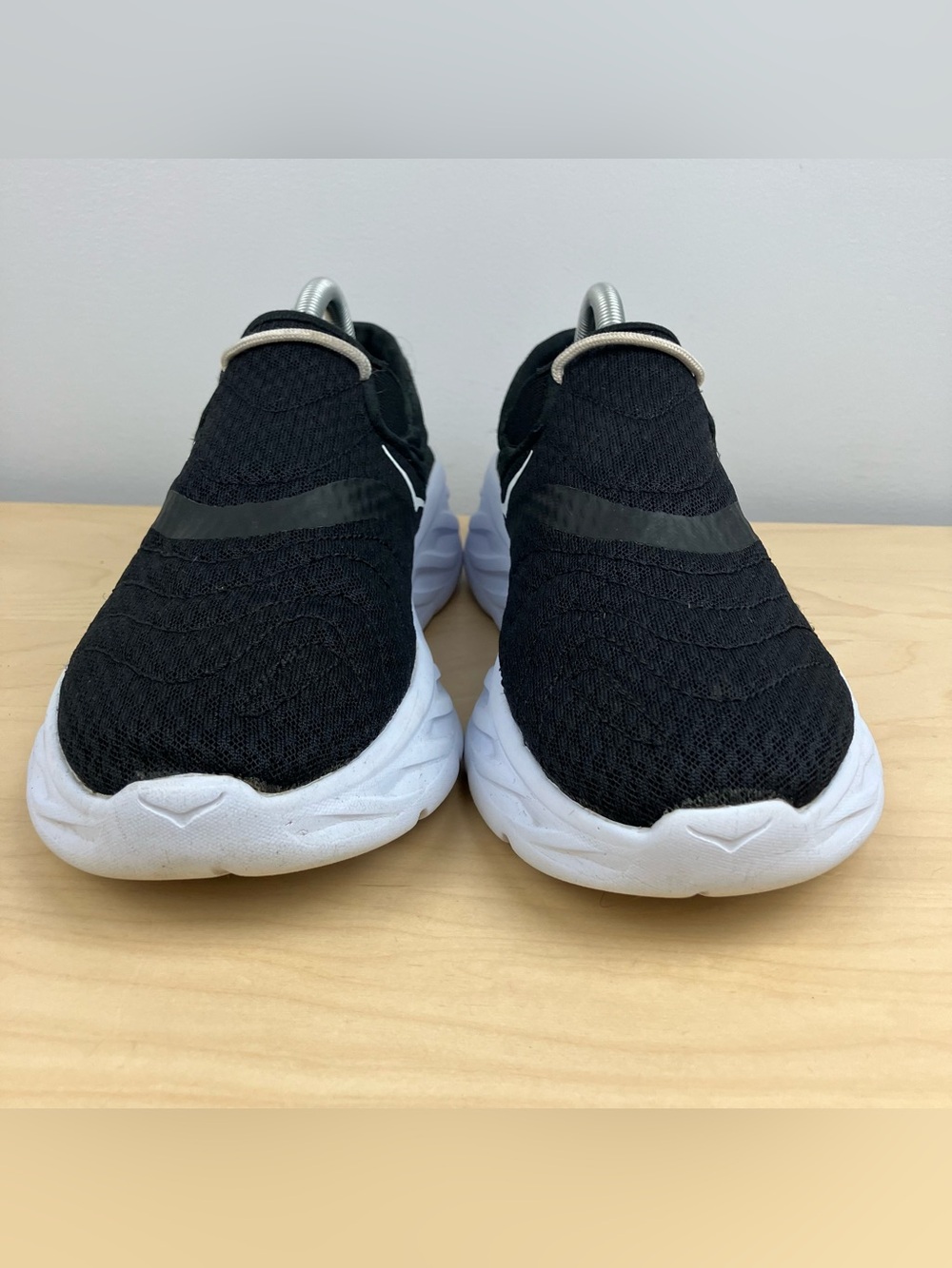 Hoka One One Women’s Size 10 Ora Recovery Shoe 2 Slip On Black & White Shoes - Picture 5 of 11